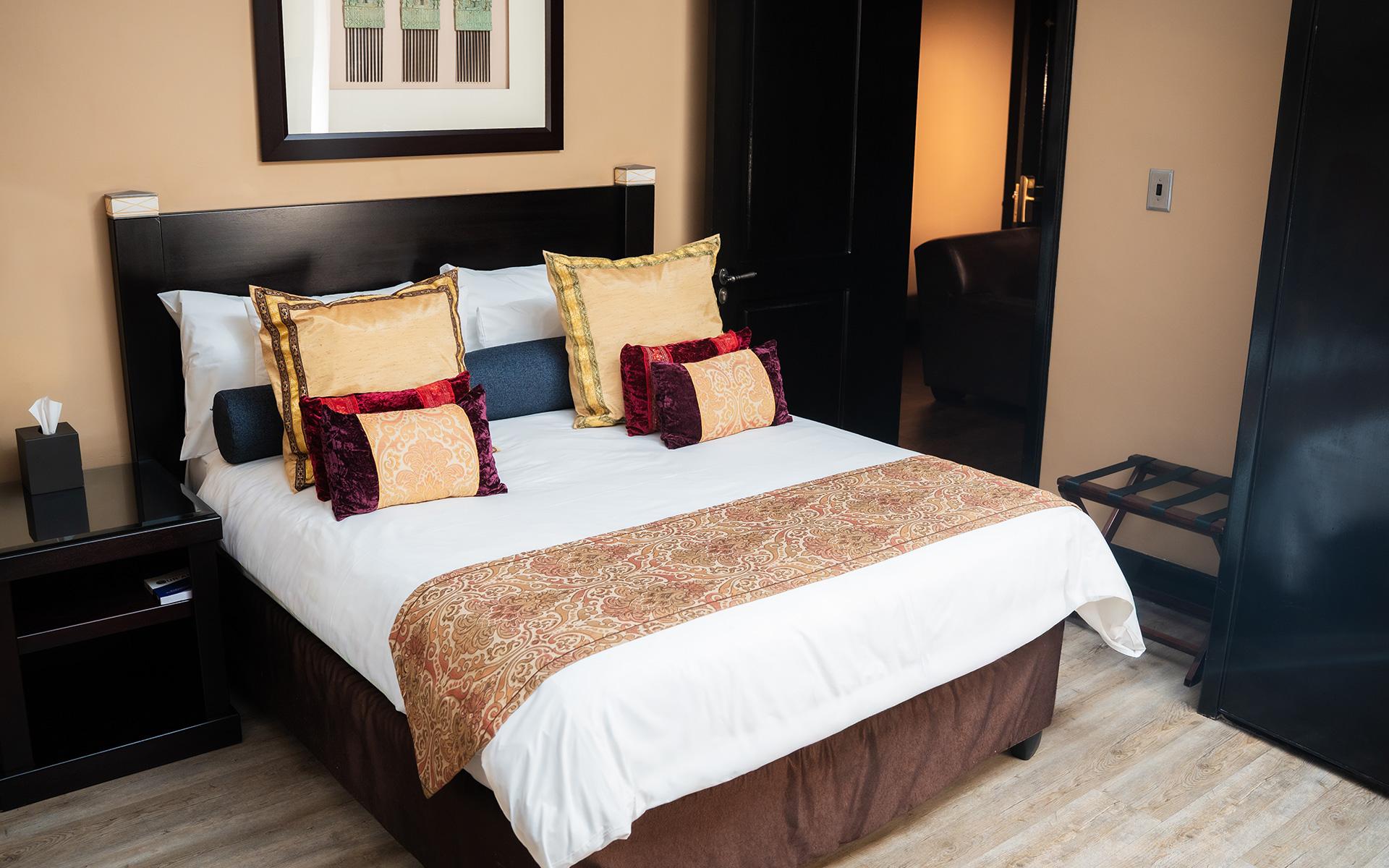 FAMILY ROOM - View 2