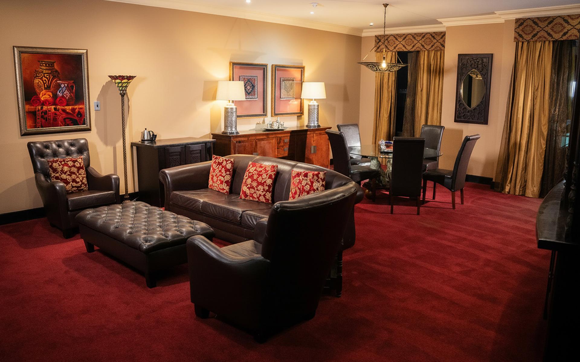 PRESIDENTIAL SUITE - View 2