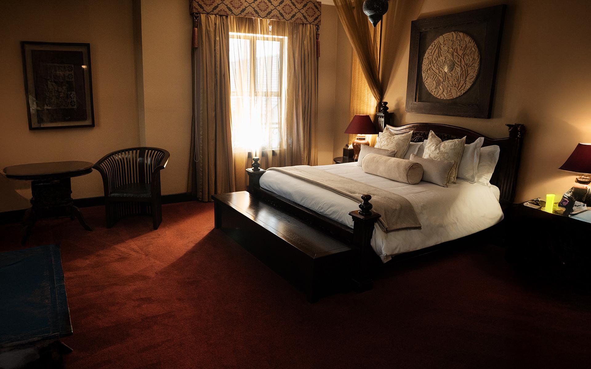 PRESIDENTIAL SUITE - View 1