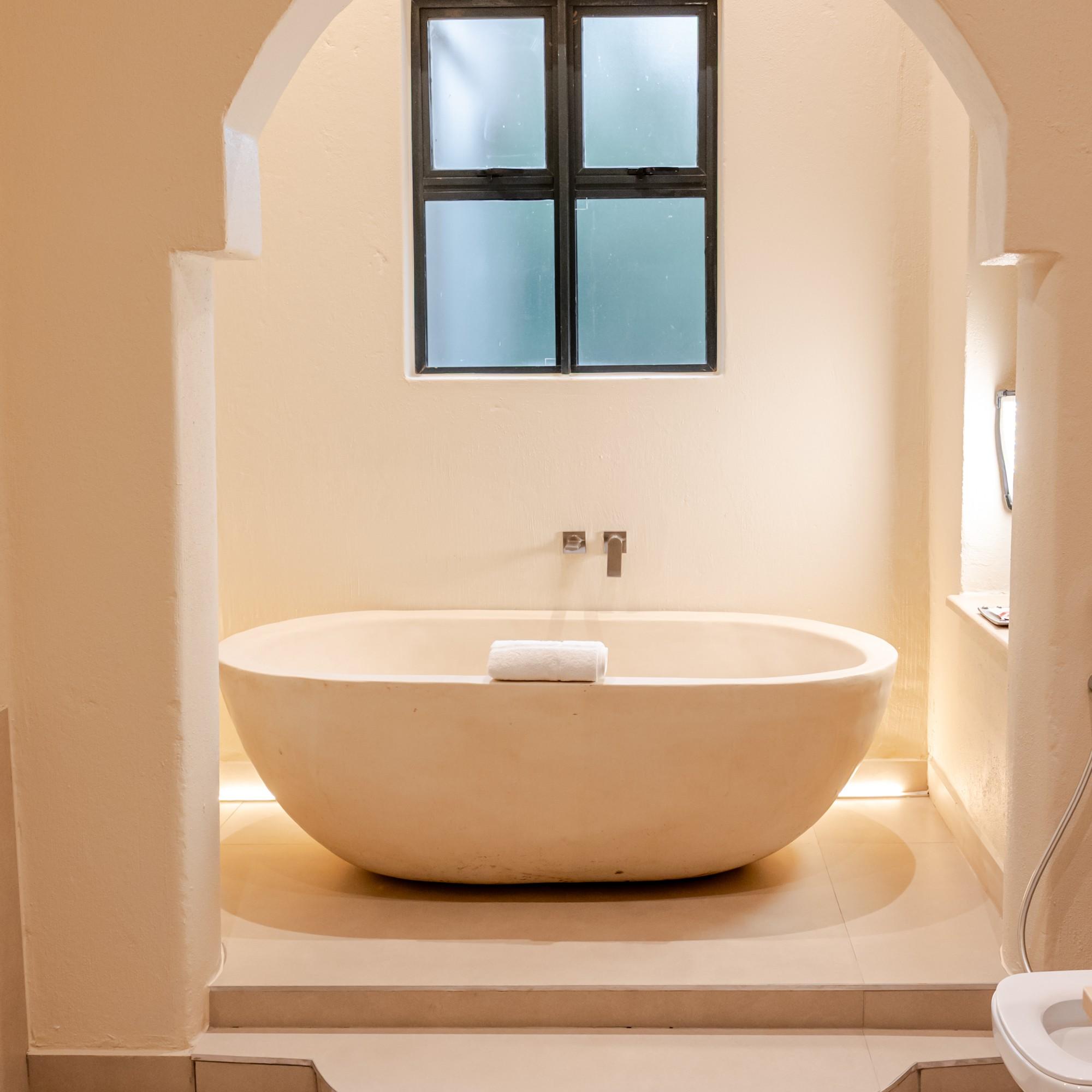LUXURY STANDARD ROOM - View 1