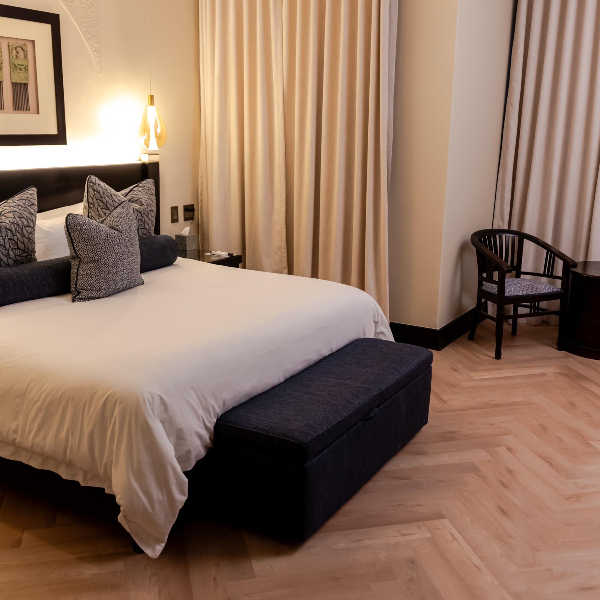LUXURY STANDARD ROOM - View 3